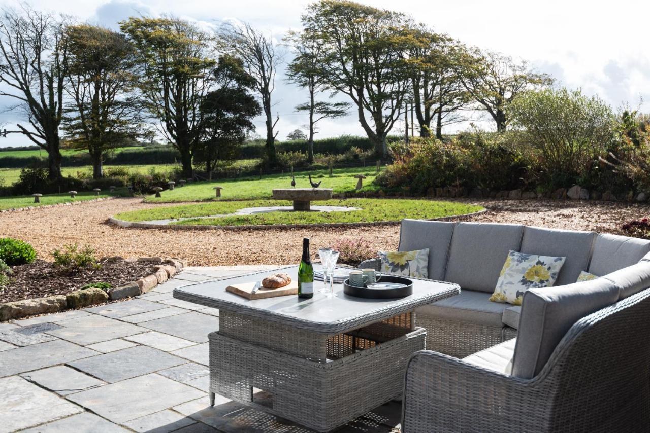 Trevidgeowe Farmhouse Bed & Breakfast Bodmin Luaran gambar